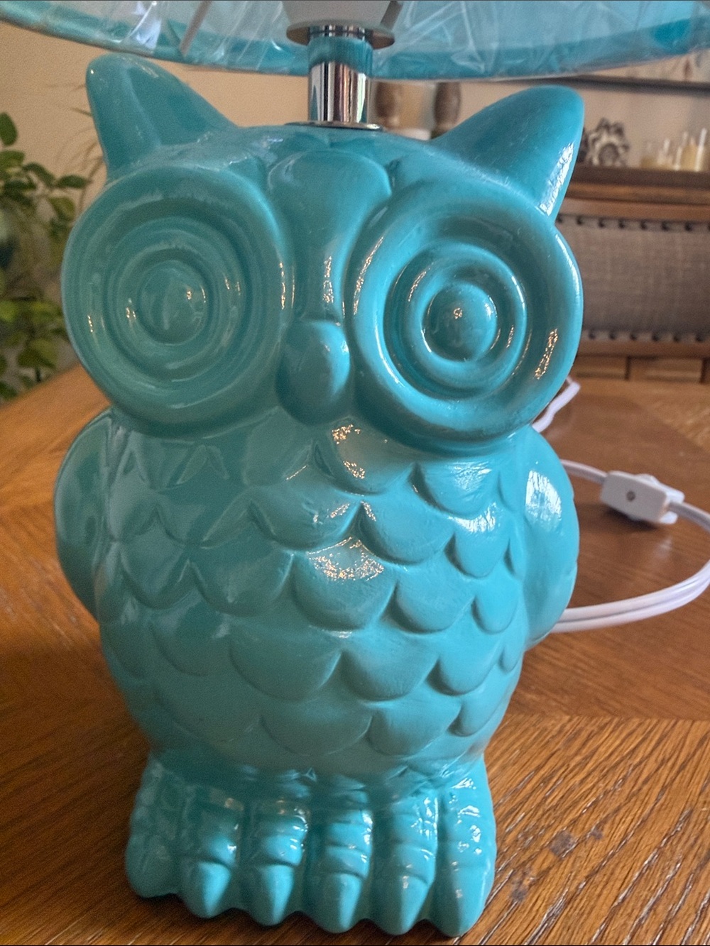 New Turquoise Ceramic Owl Table Lamp with Fabric Shade - Picture 3 of 4